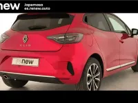 Usado Renault Clio V Techno 100 CV (73 kW) 2025 Rojo Berlina