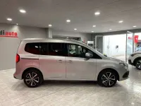 Usado Mercedes 180 116 CV (85 kW) 2023 Gris Berlina