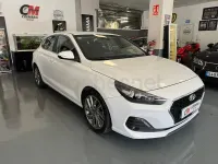 Usado Hyundai i30 GO! 120 CV (88 kW) 2018 Blanco Berlina