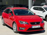 Usado Seat Leon FR 150 CV (110 kW) 2015 Rojo Familiar