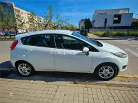 Usado Ford Fiesta Titanium 75 CV (55 kW) 2014 Blanco Utilitario
