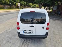 Usado Citroën Berlingo Feel 100 CV (73 kW) 2021 Blanco Monovolumen