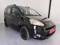 Usado Peugeot Partner Tepee Active 92 CV (67 kW) 2011 Negro Monovolumen