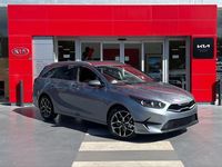 Usado Kia Ceed 120 CV (88 kW) 2024 Gris / plata Utilitario