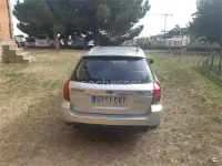 Usado Subaru Outback 165 CV (121 kW) 2004 Gris / plata Familiar