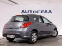 Usado Peugeot 308 Access 112 CV (82 kW) 2011 Gris