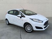 Usado Ford Fiesta Trend 105 CV (77 kW) 2013 Blanco Utilitario
