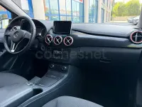 Usado Mercedes B180 109 CV (80 kW) 2012 Negro Utilitario