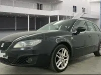 Usado Seat Exeo Sport 143 CV (105 kW) 2010 Negro Familiar