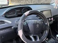 Usado Peugeot 2008 GT-line 120 CV (88 kW) 2017 Blanco SUV