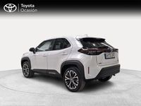 Usado Toyota Yaris Hybrid Style 115 CV (84 kW) 2021 Blanco