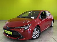 Usado Toyota Corolla Active 122 CV (89 kW) 2021 Rojo Berlina