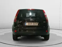 Usado Ford Fiesta Futura 90 CV (66 kW) 2008 Negro Utilitario