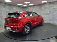 Usado Kia Niro 141 CV (103 kW) 2021 Rojo SUV