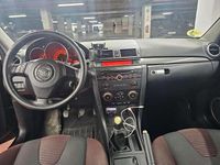 Usado Mazda 3 Active Plus 105 CV (77 kW) 2004 Negro Utilitario