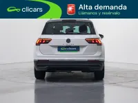 Usado VW Tiguan Life 123 CV (90 kW) 2022 Blanco SUV