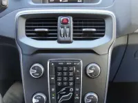 Usado Volvo V40 Kinetic 114 CV (83 kW) 2013 Rojo SUV