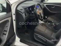 Begagnad Hyundai i30 100 HK (73 kW) 2015 Vit Sedan