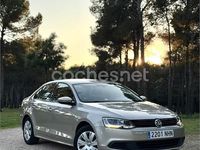 Usado VW Jetta Advance 105 CV (77 kW) 2013 Beige Berlina