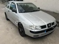 Usado Seat Ibiza Stella 68 CV (50 kW) 2001 Gris / plata Utilitario
