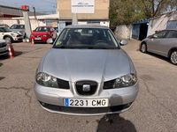 Begagnad Seat Ibiza Fresh 75 HK (55 kW) 2003 Grå Halvkombi