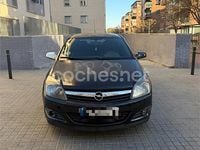 Usado Opel Astra GTC Sport 120 CV (88 kW) 2006 Negro Berlina
