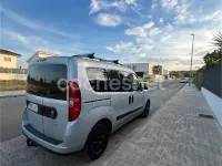 Usado Fiat Doblò Dynamic 105 CV (77 kW) 2013 Gris / plata Monovolumen