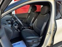 Usado Renault Captur Zen 131 CV (96 kW) 2019 Beige SUV