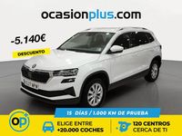 Usado Skoda Karoq Selection 115 CV (84 kW) 2024 Blanco SUV