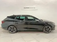 Usado Cupra Leon 150 CV (110 kW) 2024 Negro Familiar