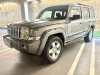 Usado Jeep Commander Overland 218 CV (160 kW) 2009 Gris / plata SUV