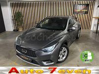 Usado Infiniti Q30 Premium 170 CV (125 kW) 2018 Gris / plata Berlina
