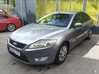 Usado Ford Mondeo Ambiente 125 CV (91 kW) 2007 Gris / plata Berlina