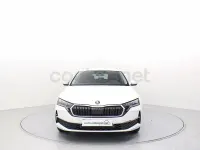 Usado Skoda Octavia Selection 116 CV (85 kW) 2026 Blanco Familiar
