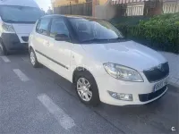 Usado Skoda Fabia 60 CV (44 kW) 2011 Blanco Berlina