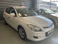 Usado Hyundai i30 Classic 90 CV (66 kW) 2010 Blanco Berlina