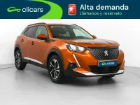 Usado Peugeot 2008 Allure 100 CV (73 kW) 2021 Naranja SUV