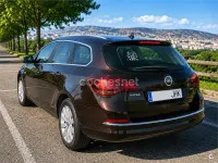Usado Opel Astra Selective 110 CV (80 kW) 2015 Marrón Familiar