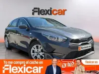 Usado Kia Ceed 136 CV (100 kW) 2023 Gris Utilitario