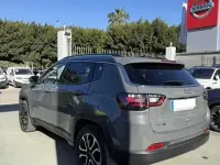 Usado Jeep Compass Limited 190 CV (139 kW) 2021 Gris SUV