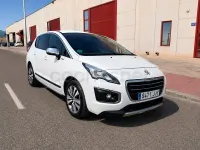 Usado Peugeot 3008 Access 130 CV (95 kW) 2015 Blanco Familiar