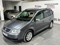 Usado VW Touran 105 CV (77 kW) 2006 Gris / plata Monovolumen