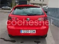 Usado Seat Ibiza 75 CV (55 kW) 2003 Rojo Utilitario