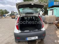 Usado Fiat Punto Dynamic 90 CV (66 kW) 2010 Blanco Utilitario