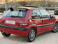 Usado Citroën Saxo 75 CV (55 kW) 1999 Rojo Utilitario