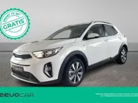 Usado Kia Stonic 101 CV (74 kW) 2025 Blanco SUV