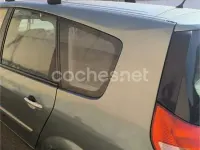 Usado Renault Grand Scénic Expression 120 CV (88 kW) 2004 Verde Monovolumen