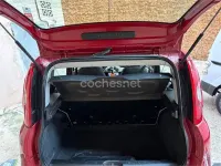 Usado Fiat Panda Easy 69 CV (50 kW) 2016 Rojo Utilitario