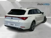 Usado Seat Leon FR 110 CV (80 kW) 2023 Blanco Familiar