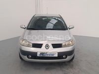 Usado Renault Mégane II Authentique 80 CV (58 kW) 2005 Gris / plata Berlina